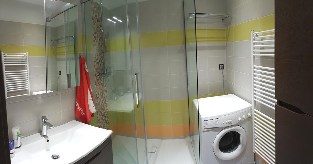 Apartman Anro Kanianka Luaran gambar